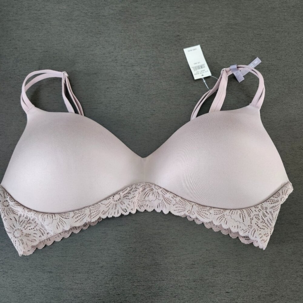 AMERICAN‎ EAGLE Wireless Bra 36C  Nude/Light Tan Laces